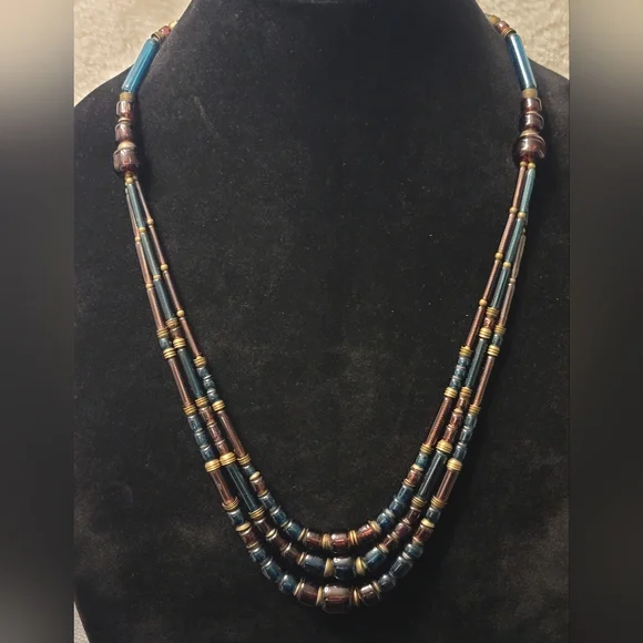 All Glass Very Vintage Aegean Blue & Wine Colored Necklace With Brass Elements. - Picture 4 of 7